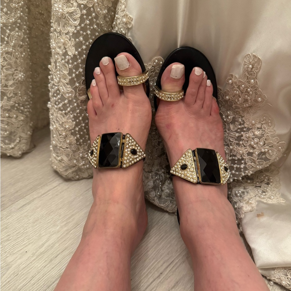 Elegant Black and Gold Women's Sandals